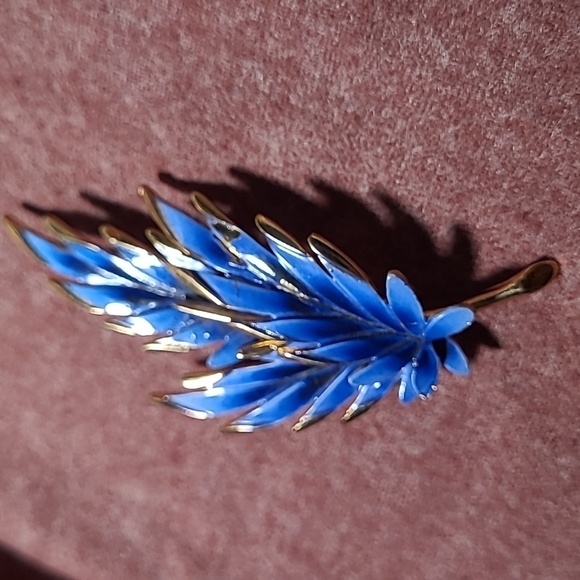 Beautiful PIM Vintage Brooch - Picture 3 of 10